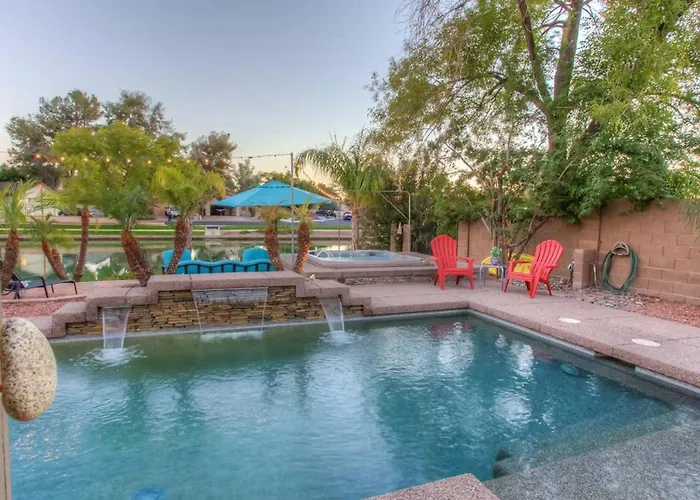 Front House With Pool And Hot Tub Ferienhaus Mesa