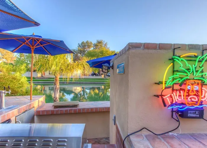 Front House With Pool And Hot Tub Mesa